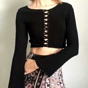 H&M COACHELLA COLLECTION Black Bell Sleeve Festival Top Cropped Size 12 Hippie